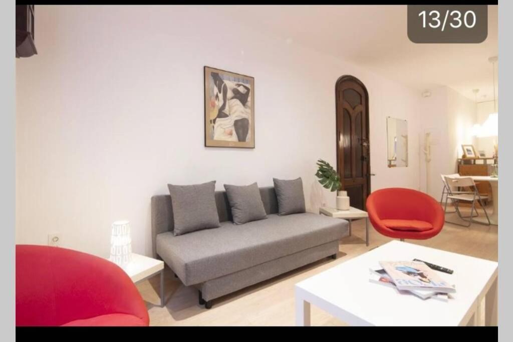 Acogedor Apartamento En Ruzafa-Centro Valencia Luaran gambar
