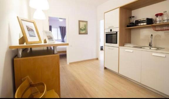 Acogedor Apartamento En Ruzafa-Centro Valencia Luaran gambar