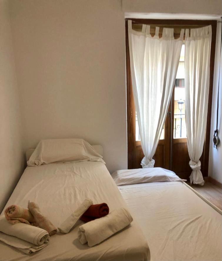 Acogedor Apartamento En Ruzafa-Centro Valencia Luaran gambar